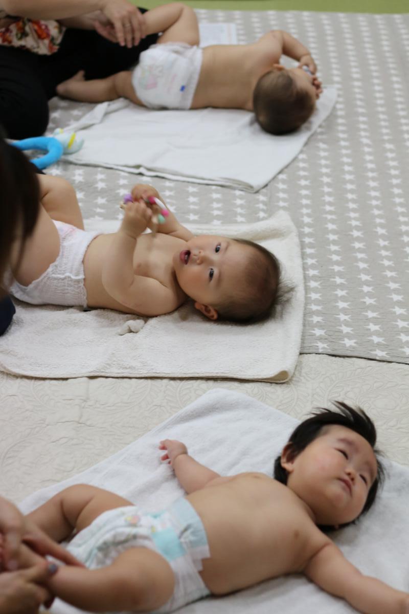 5月23日    ベビーマッサージ教室〜赤ちゃんとママのひろばin常照寺〜